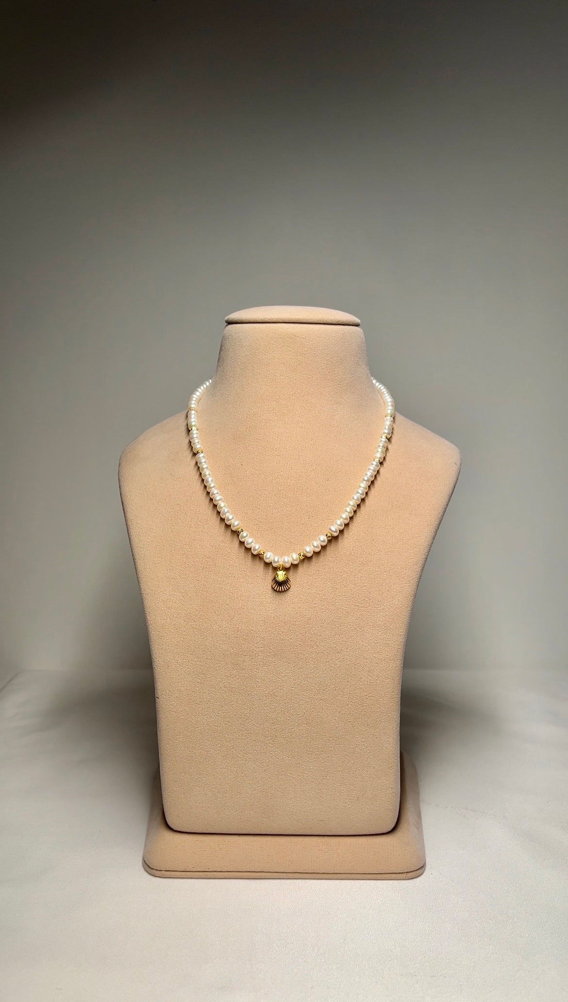 Shankha Fresh Water Pearl Necklace
