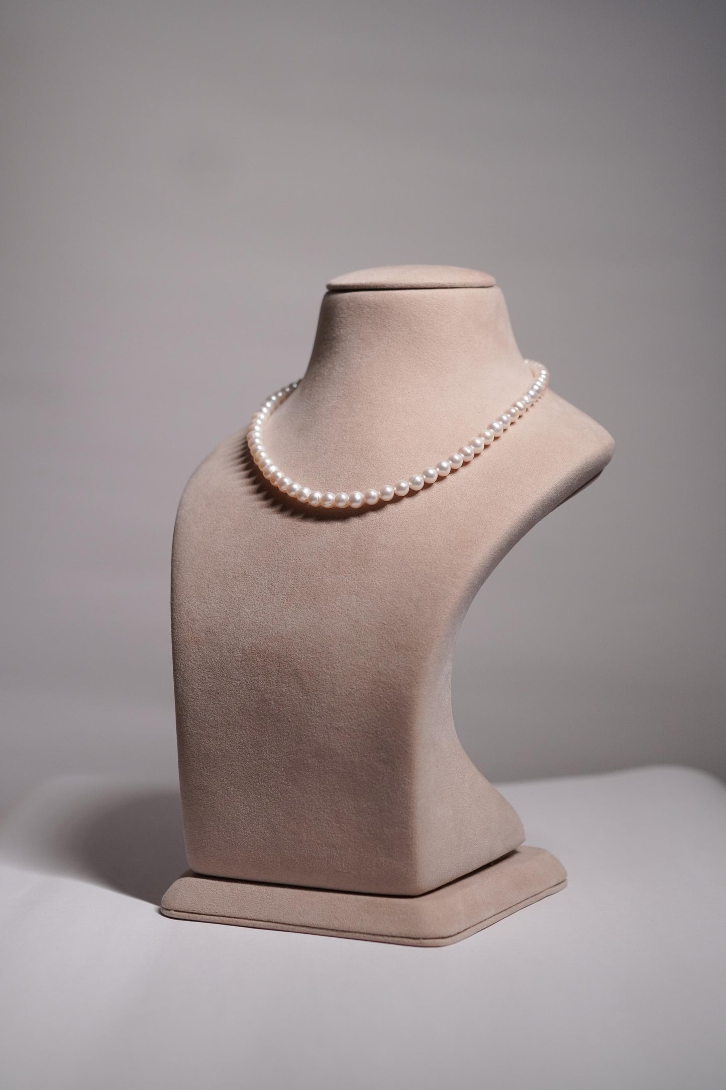Fresh Water Pearl Necklace (Unisex)(6.5mm)