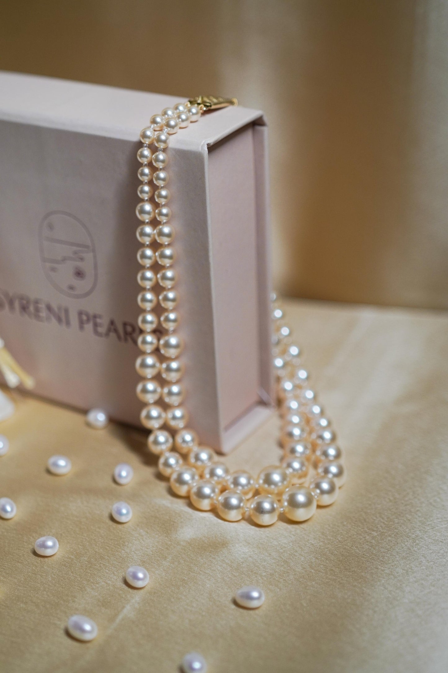 Shell Pearl Graduation Necklace , Double line (Golden)