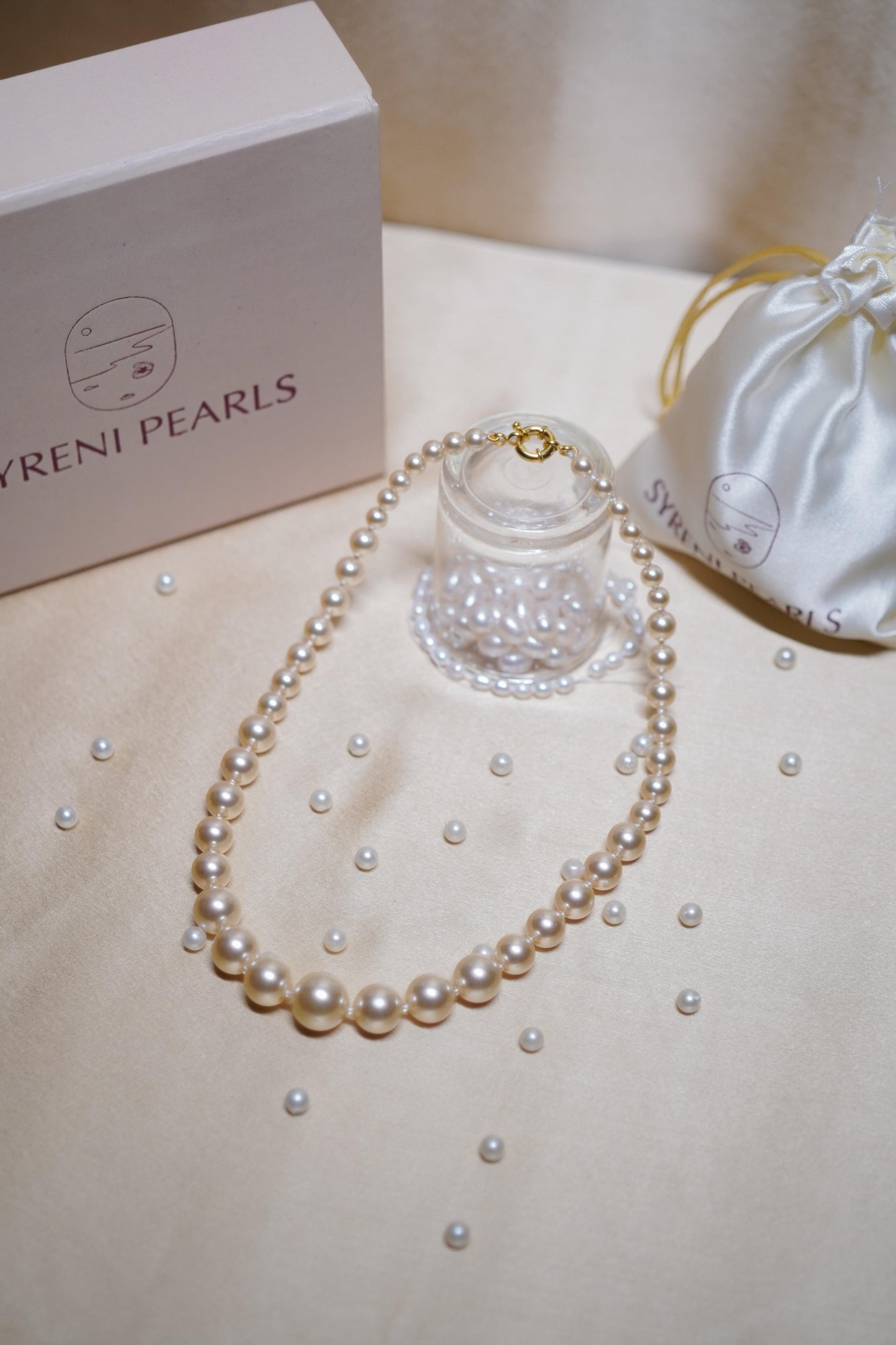 Shell Pearl Graduation Necklace, Single line (Golden)