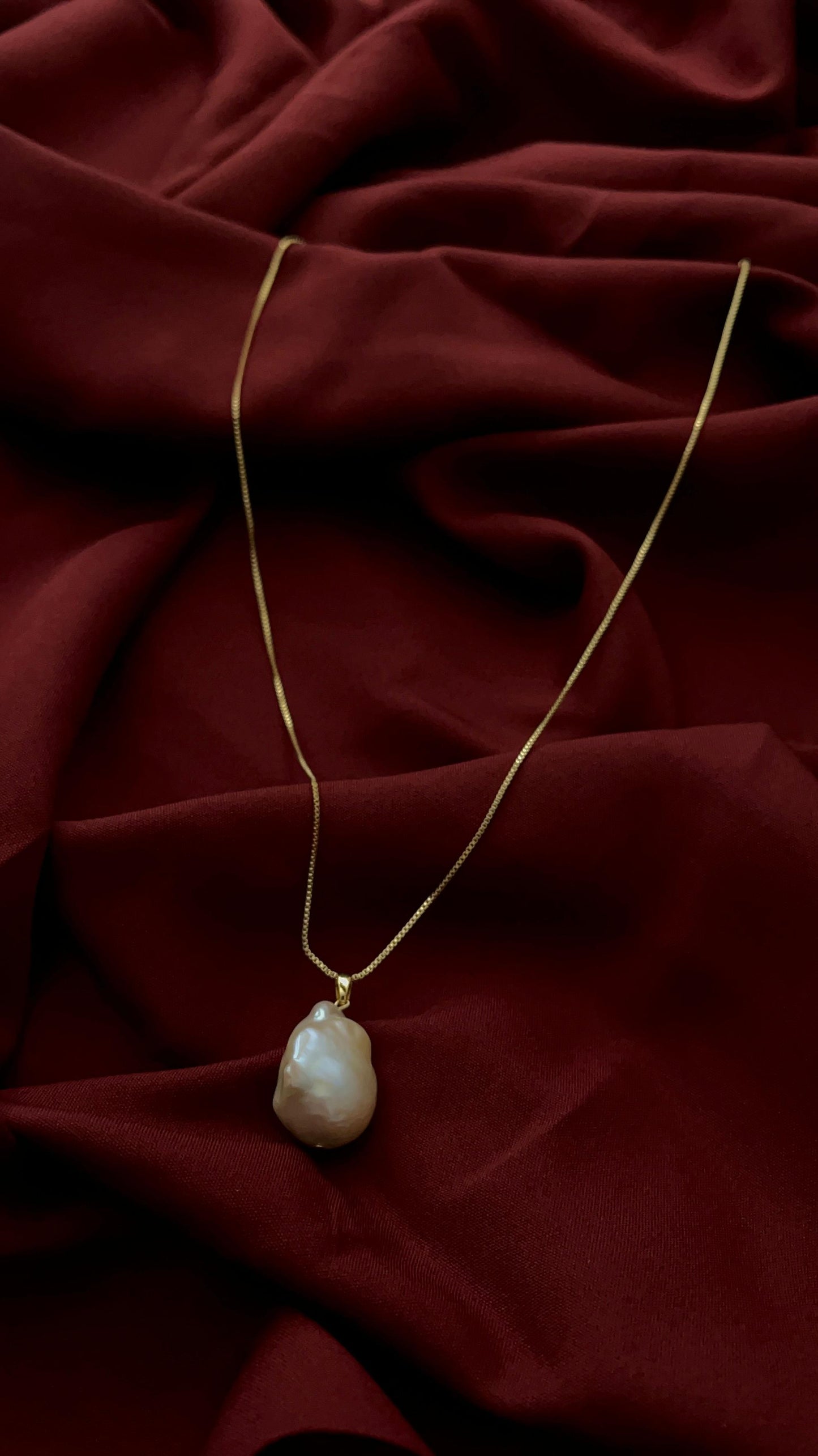 Baroque Pearl pendant