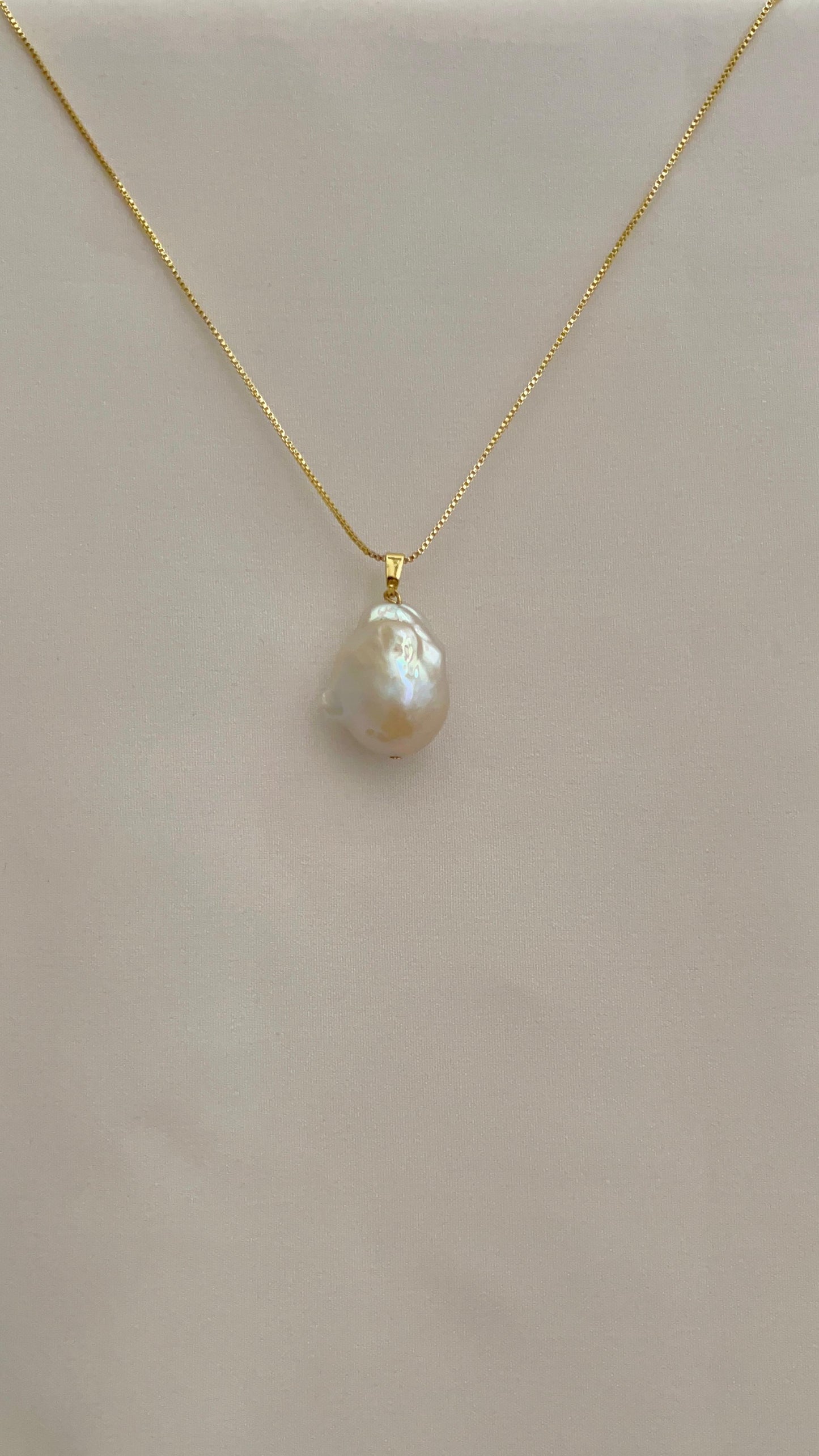 Baroque Pearl pendant