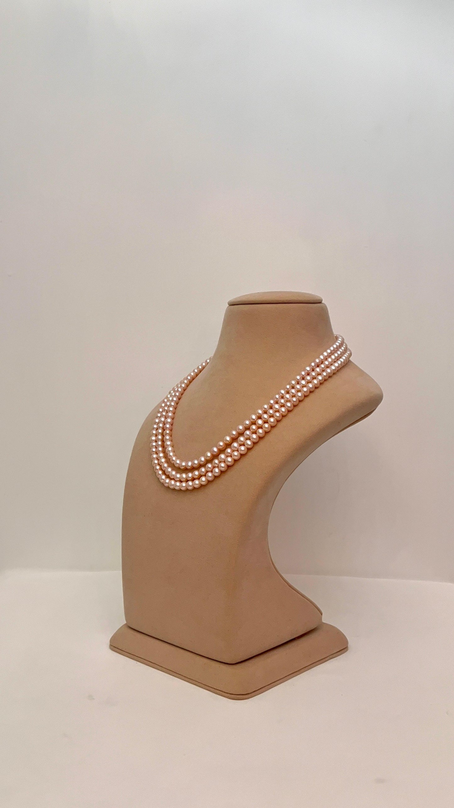 Triple line Fresh Water Pearl Necklace (pink)(5.5mm)