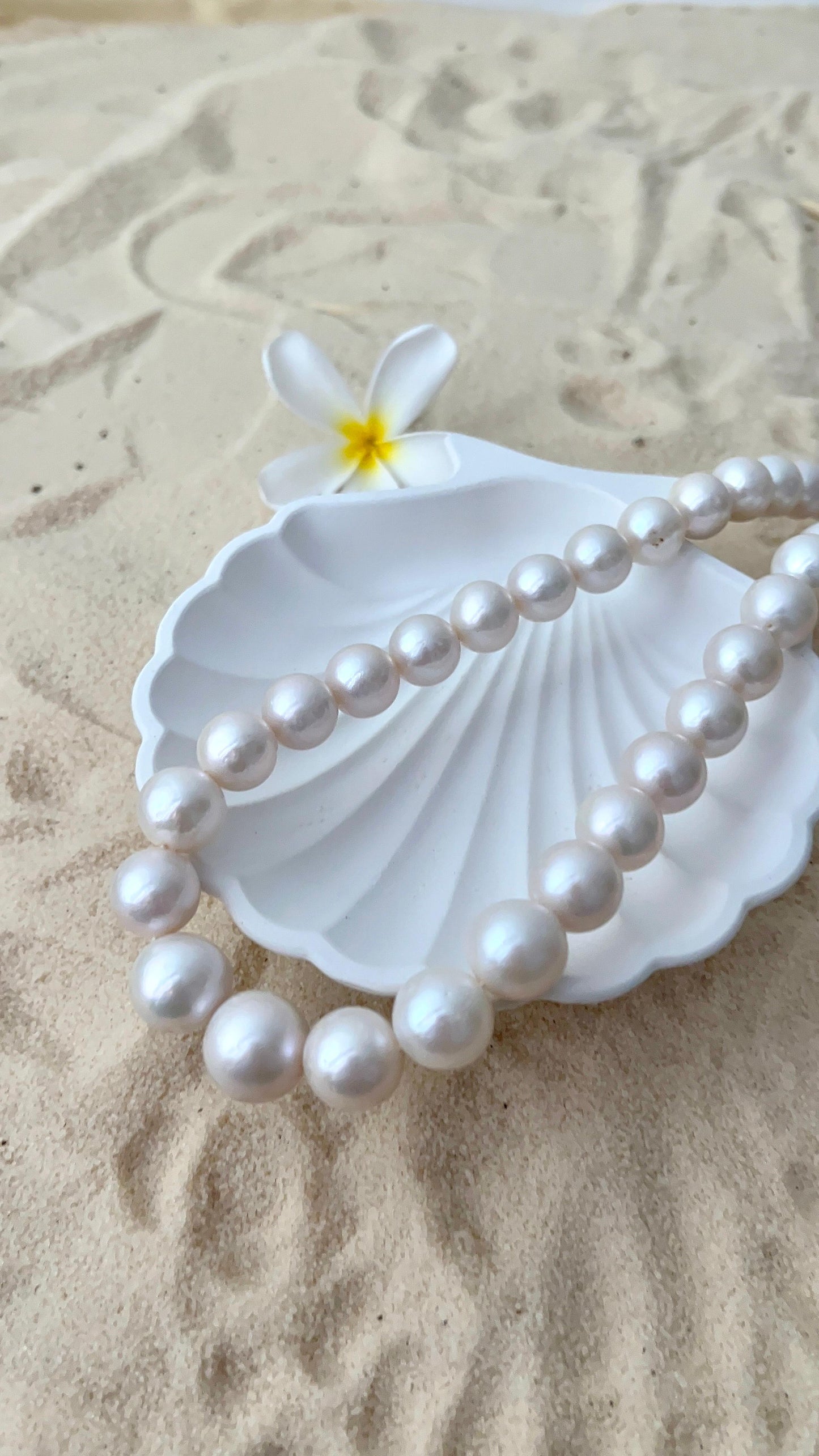 Round Freshwater Pearl Necklace (12-15mm)