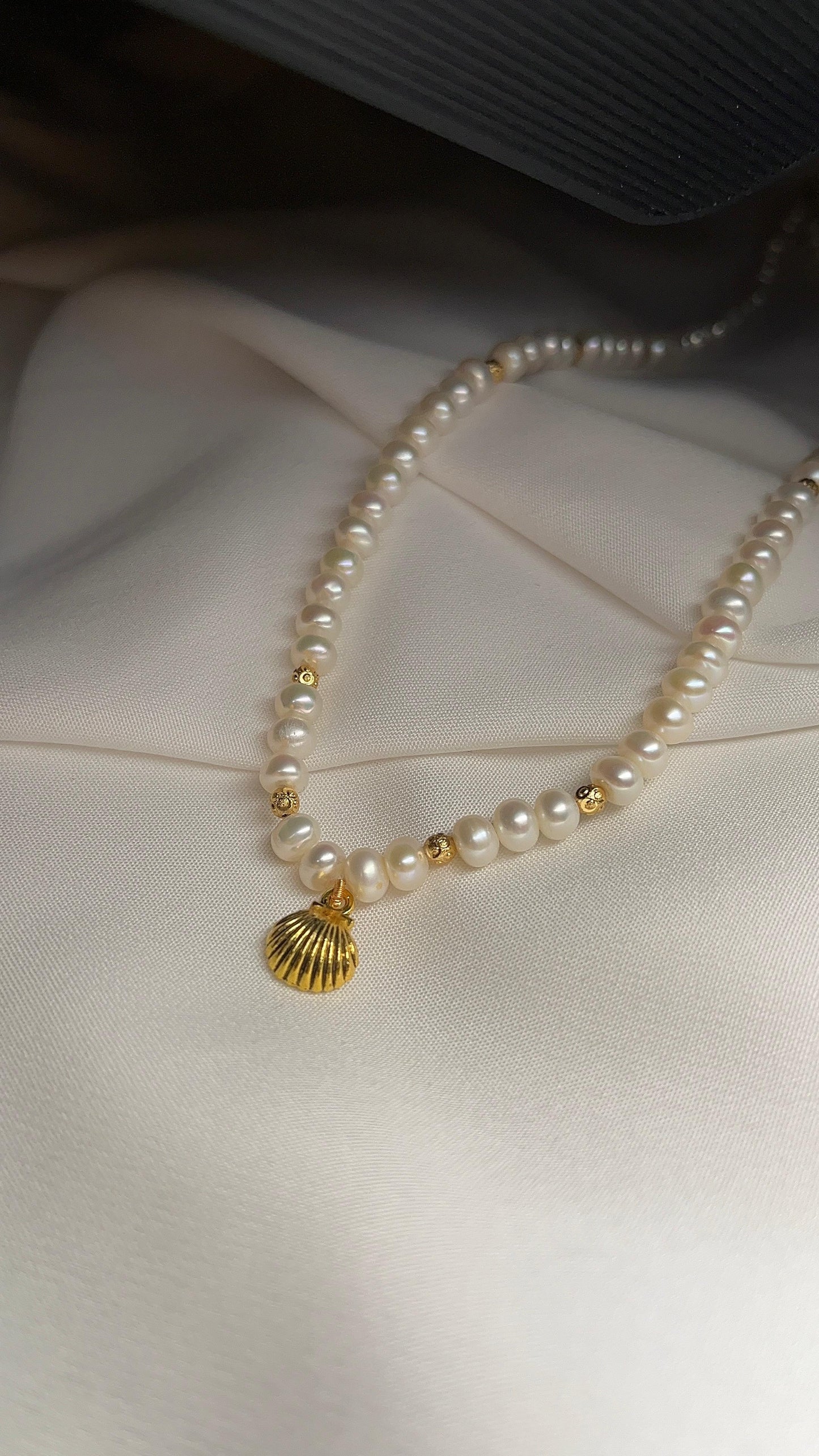 Shankha Fresh Water Pearl Necklace
