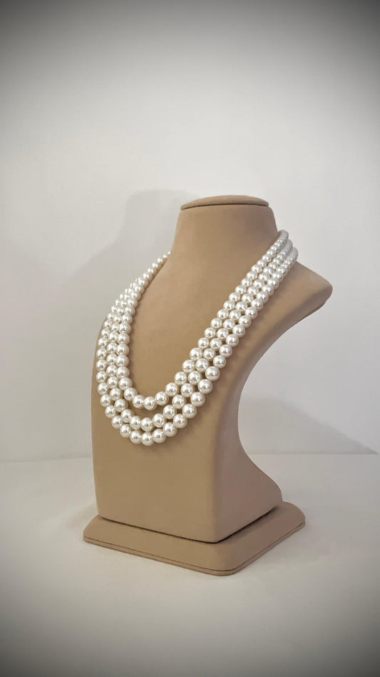 Shell Pearl Triple Line Necklace (White)